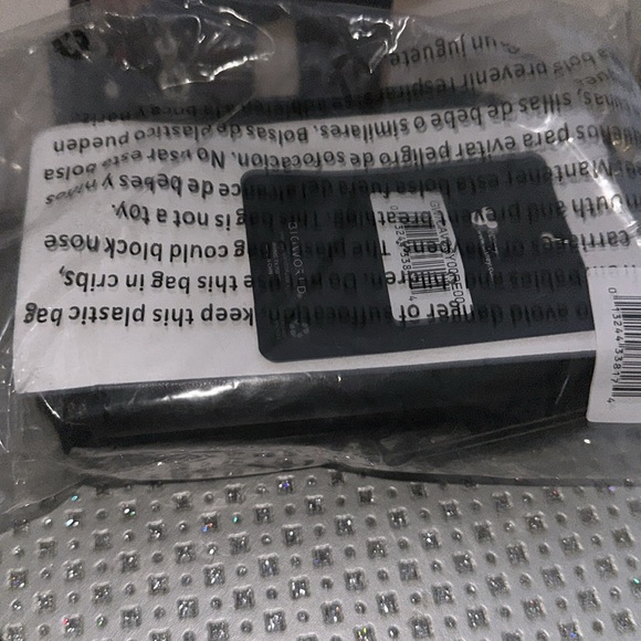 Disney Mickey Mouse Conventional Zipper Wallet - New with Tags - Picture 5 of 11